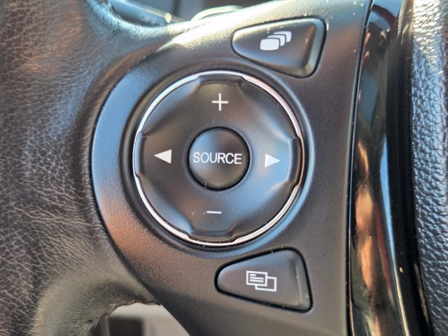 Used 2018 Honda Pilot Elite image 33