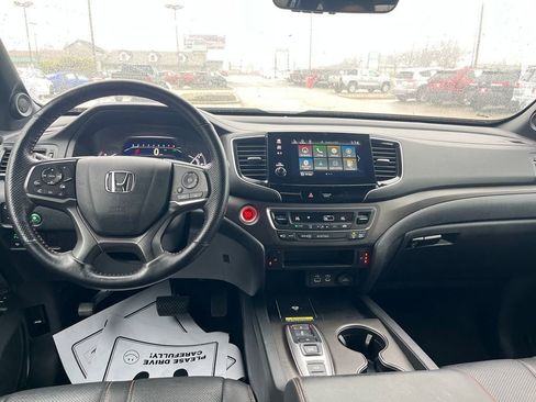 Used 2024 Honda Passport TrailSport image 14