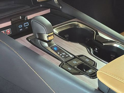 Certified 2024 Lexus RX 350 Premium image 20