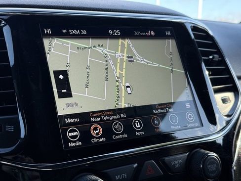 Certified 2021 Jeep Grand Cherokee Limited image 25