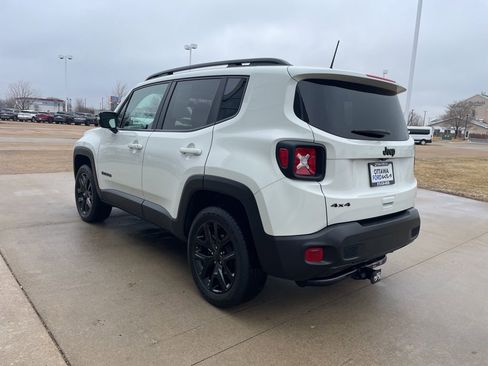 Used 2023 Jeep Renegade Altitude w/ Sun/Sound Group image 7