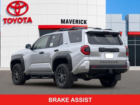 New 2026 Toyota 4Runner SR5 AWD/4WD image 3