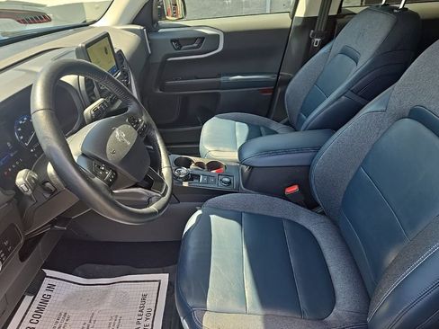 Used 2023 Ford Bronco Sport Outer Banks AWD/4WD image 12