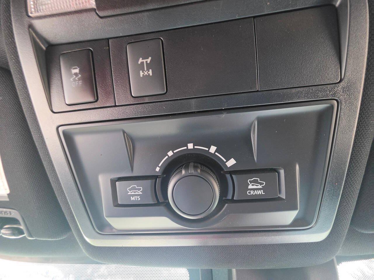 Used 2019 Toyota Tacoma TRD Off-Road AWD/4WD image 18