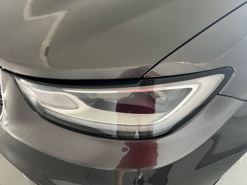 Used 2023 Chrysler Pacifica Limited FWD image 36