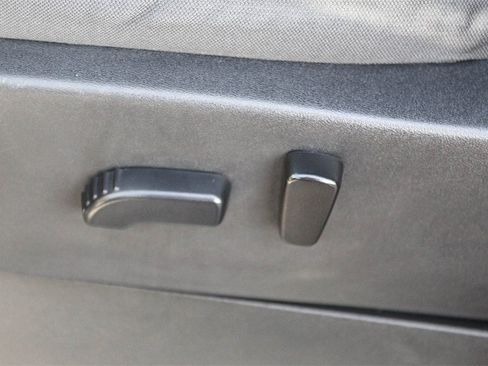 Used 2023 Nissan Frontier SV w/ Midnight Edition Package image 21