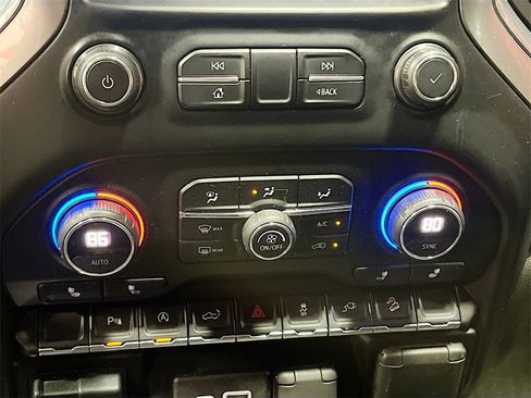 Used 2020 Chevrolet Silverado 1500 LT Trail Boss image 15