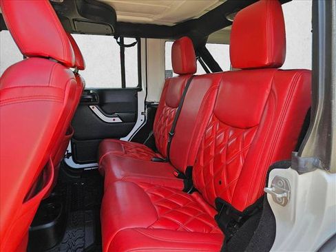 Used 2018 Jeep Wrangler Unlimited Sport AWD/4WD image 14