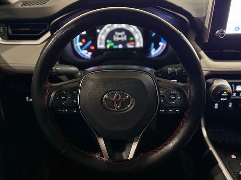 Used 2025 Toyota RAV4 XLE w/ Convenience Package AWD/4WD image 65