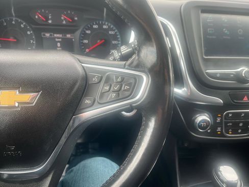 Used 2018 Chevrolet Equinox LT image 13