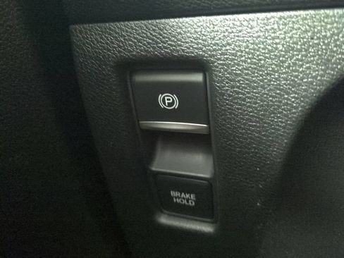 Used 2022 Honda Odyssey Elite image 32