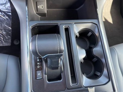 New 2025 Ford F150 Lightning Flash AWD/4WD image 5