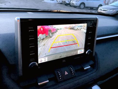 Used 2020 Toyota RAV4 XSE image 28