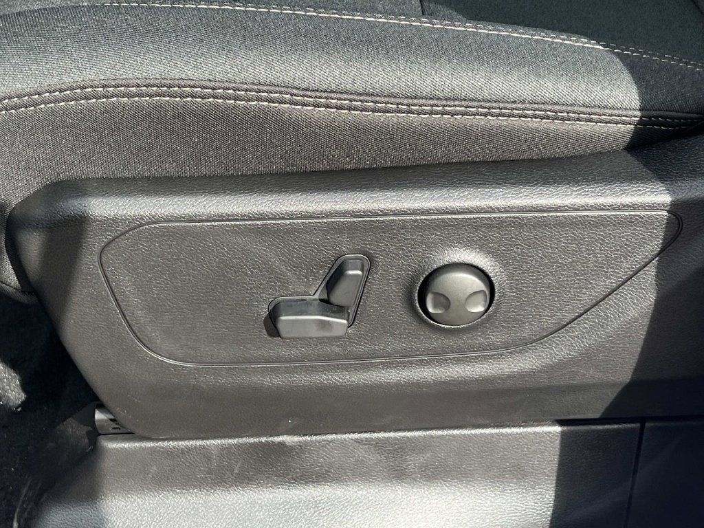 Used 2026 RAM 1500 Big Horn AWD/4WD image 18