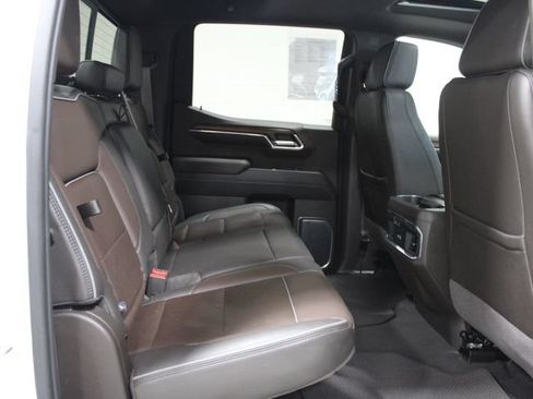 Used 2023 GMC Sierra 1500 Denali w/ Denali Reserve Package AWD/4WD image 32