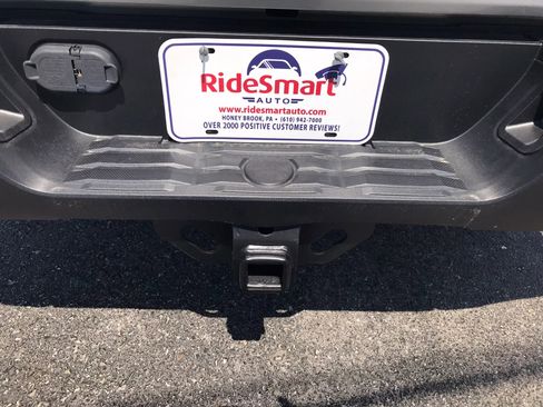 Used 2021 Toyota Tundra SR5 AWD/4WD image 38