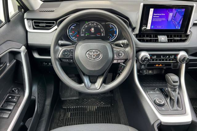Certified 2024 Toyota RAV4 LE AWD/4WD image 15