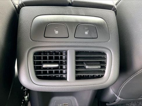 Used 2025 Buick Envision Avenir AWD/4WD image 32