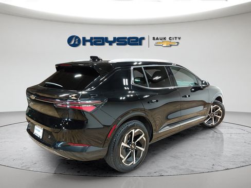 Used 2025 Chevrolet Equinox EV LT w/ Convenience Package FWD image 7