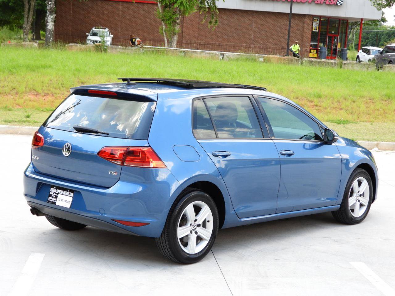 Used 2017 Volkswagen Golf Wolfsburg Edition FWD image 35
