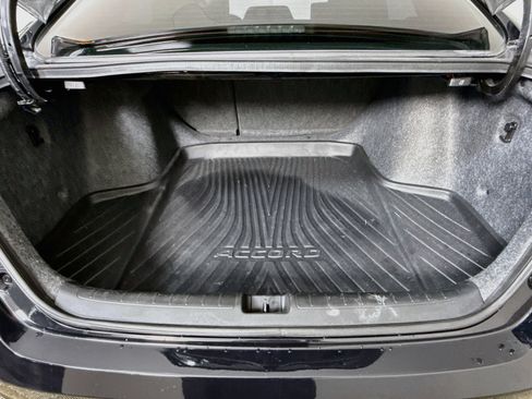 Used 2021 Honda Accord Sport image 35