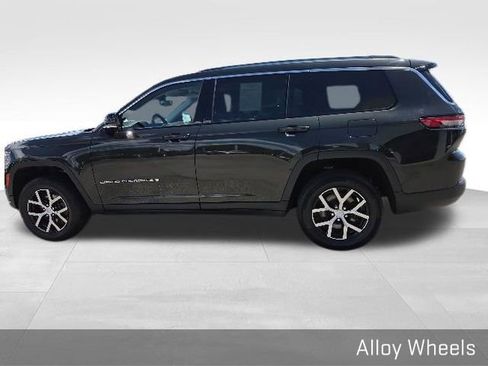 Used 2023 Jeep Grand Cherokee L Limited AWD/4WD image 15