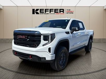 Used 2023 GMC Sierra 1500 AT4 w/ AT4 Premium Package
