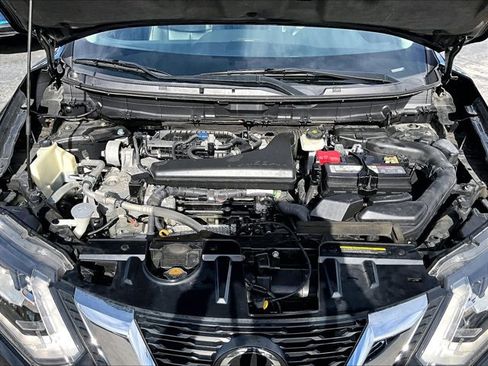 Used 2019 Nissan Rogue SL w/ Premium Package image 11