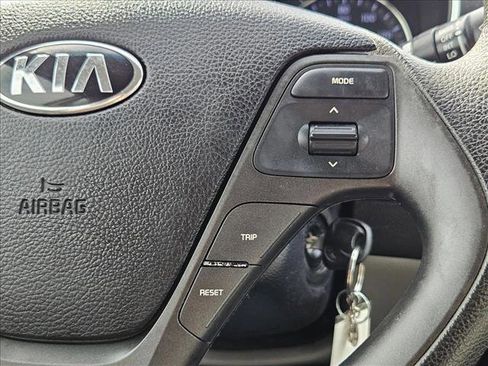 Used 2015 Kia Forte LX FWD image 13