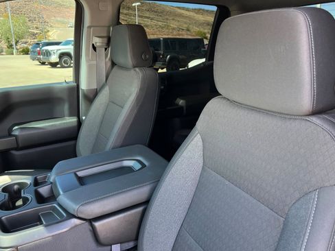 Used 2026 GMC Sierra 1500 Pro w/ Pro Value Package AWD/4WD image 17