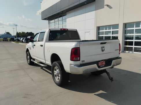 Used 2014 RAM 2500 Tradesman w/ Chrome Appearance Group AWD/4WD image 5