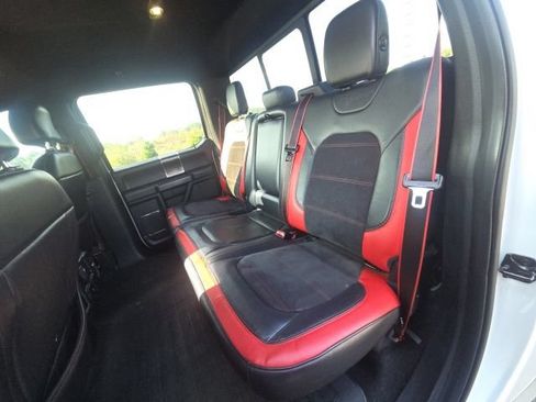 Used 2017 Ford F150 Lariat w/ Equipment Group 502A Luxury AWD/4WD image 12