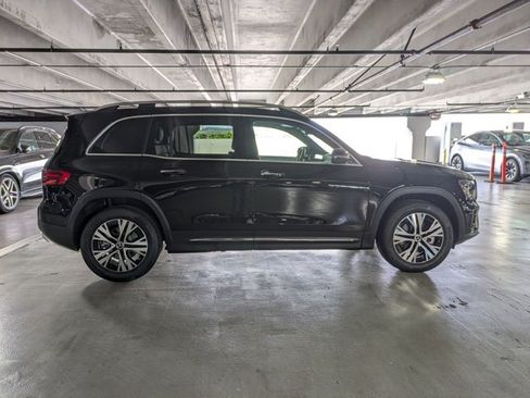 Used 2025 Mercedes-Benz GLB 250 image 7
