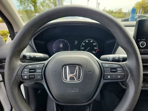 Used 2023 Honda HR-V LX image 18