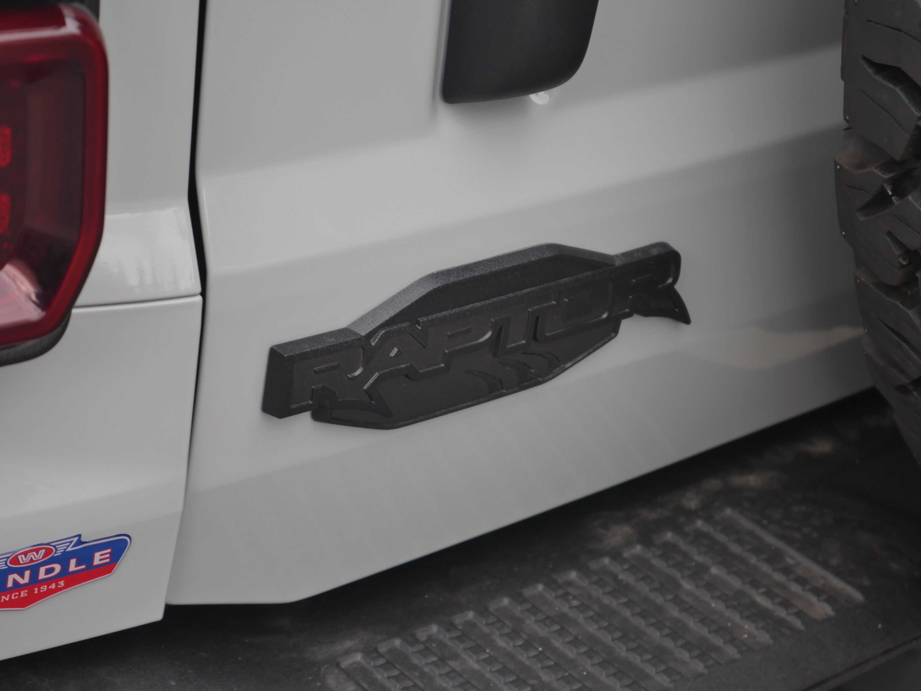 New 2026 Ford Bronco Raptor w/ Interior Carbon Fiber Pack AWD/4WD image 25