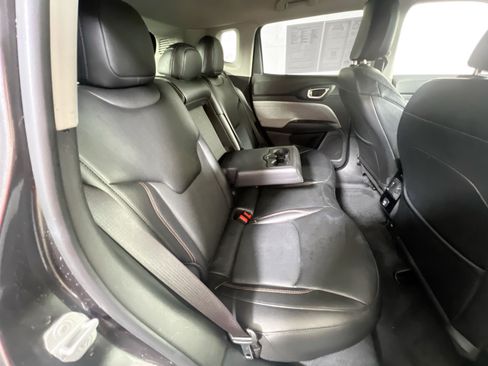 Used 2022 Jeep Compass Latitude AWD/4WD image 25