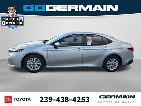 Used 2026 Toyota Camry LE w/ Convenience Package FWD image 12