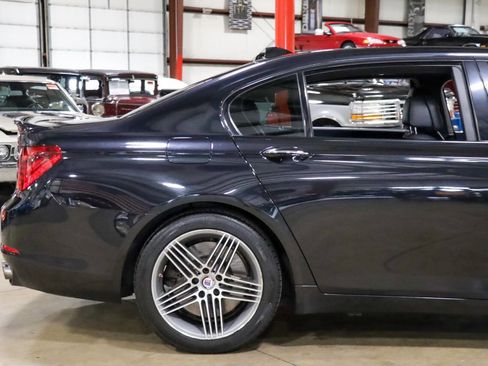 Used 2015 BMW ALPINA B7 xDrive LWB image 9