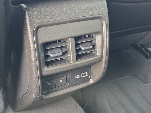 Certified 2023 Cadillac XT4 Premium Luxury w/ Cold Weather Package image 27