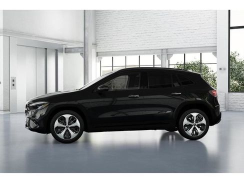 New 2026 Mercedes-Benz GLA 250 4MATIC image 35