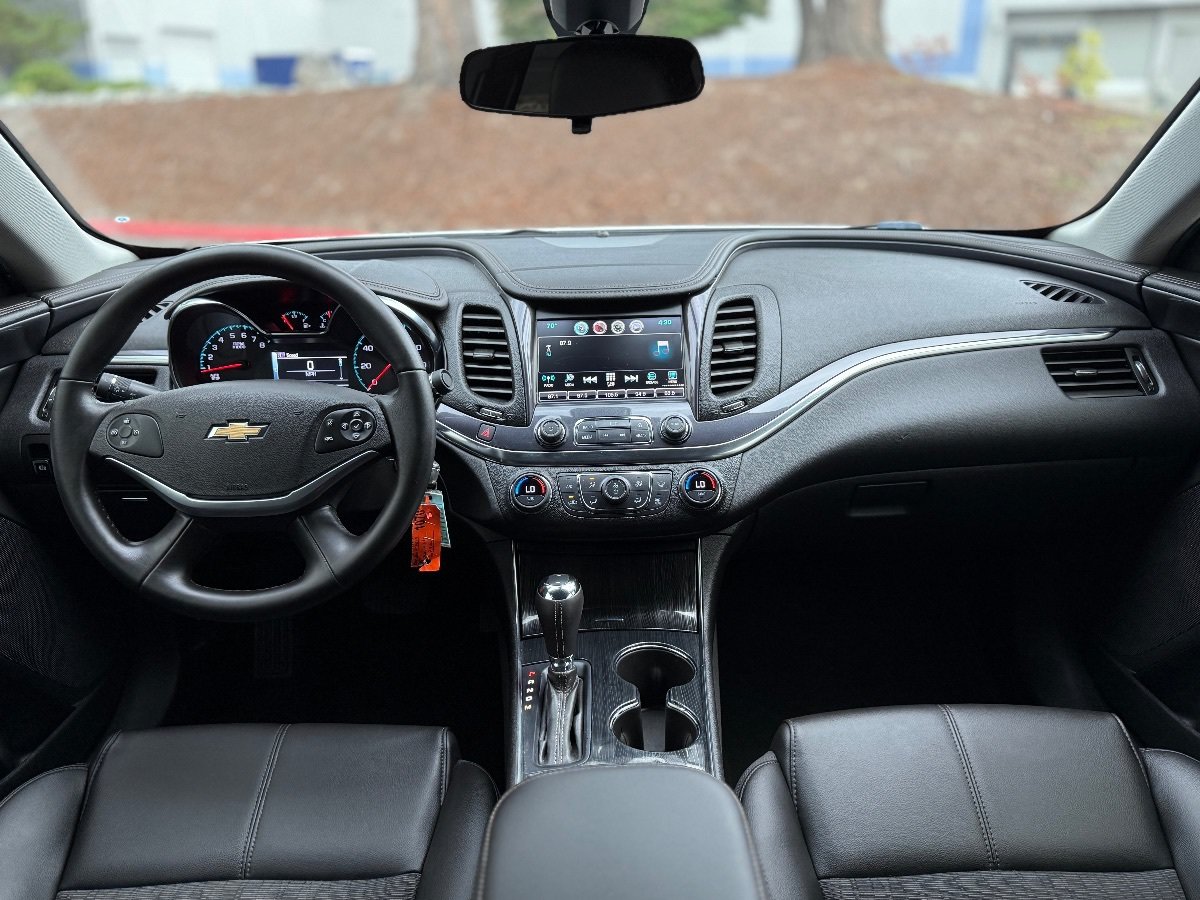 Used 2016 Chevrolet Impala LT FWD image 20