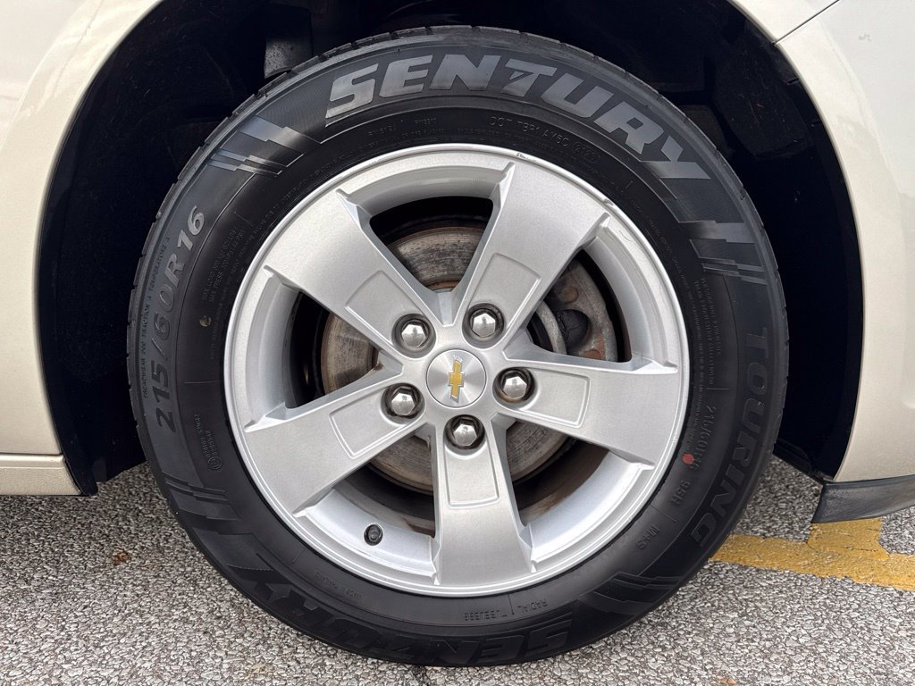 Used 2014 Chevrolet Malibu LS FWD image 12