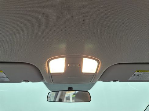 Used 2018 Hyundai Elantra SE image 36