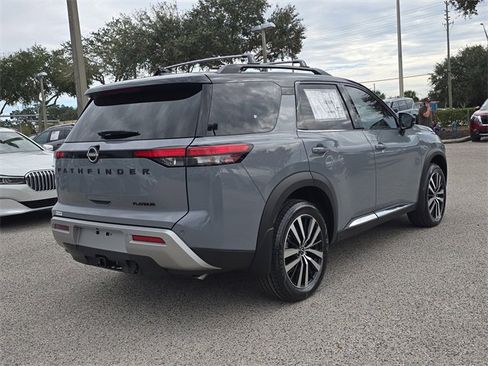 New 2025 Nissan Pathfinder Platinum w/ Black Appearance Package image 8