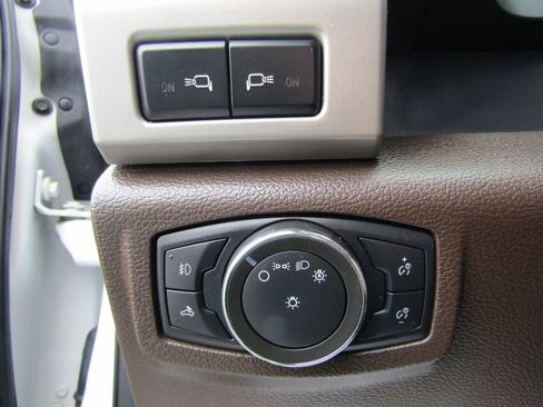 Used 2022 Ford F250 King Ranch w/ Chrome Package image 26