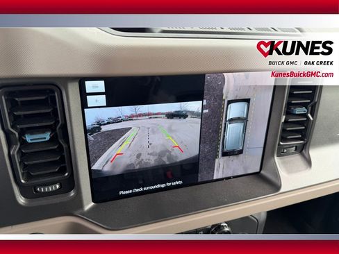 Used 2024 Ford Bronco Wildtrak AWD/4WD image 22