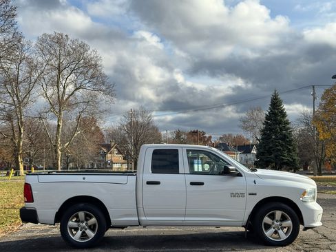 Used 2013 RAM 1500 Express image 9