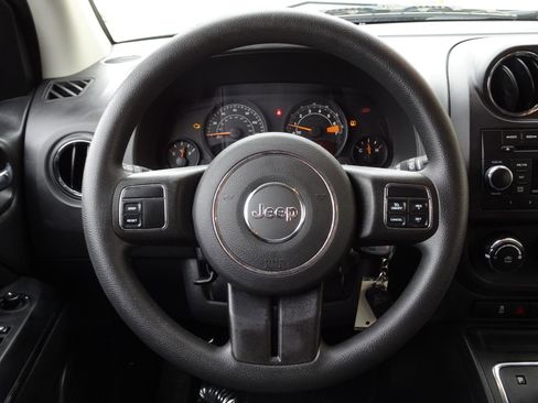 Used 2016 Jeep Compass Sport w/ Power Value Group image 17