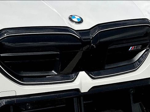 Used 2025 BMW M5 Touring AWD/4WD image 31