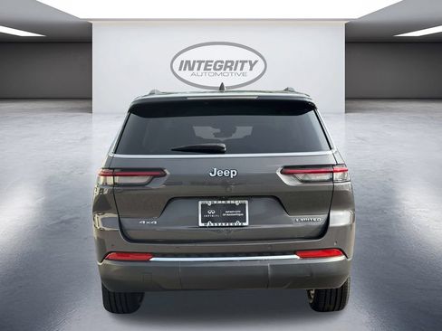 Used 2023 Jeep Grand Cherokee L Limited AWD/4WD image 7